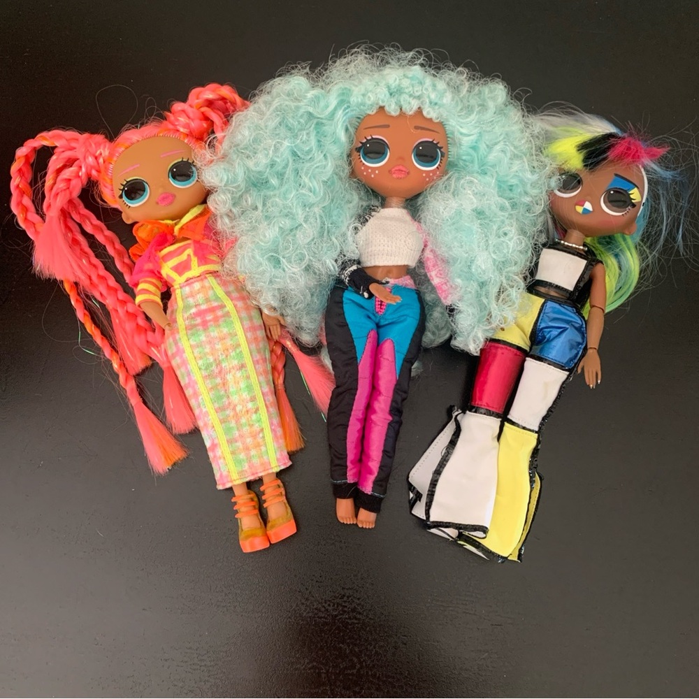 LOL Surprise OMG Doll Lot clothes shoes -Lights Angel Dazzle Winter Chill Icy